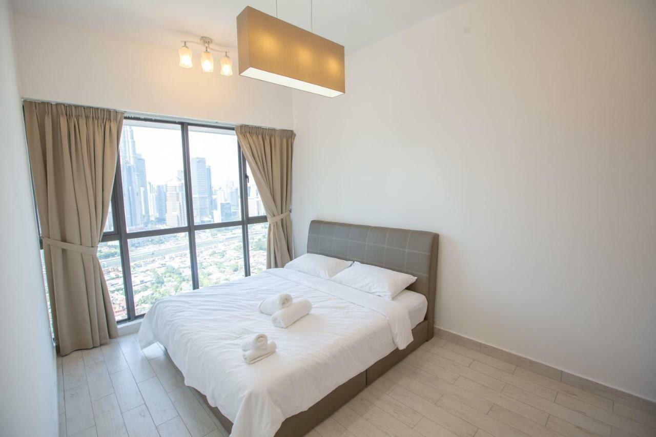Pangsapuri 807 m² dengan 1 bilik tidur dan 2 bilik mandi peribadi di KLCC Kuala Lumpur Luaran gambar
