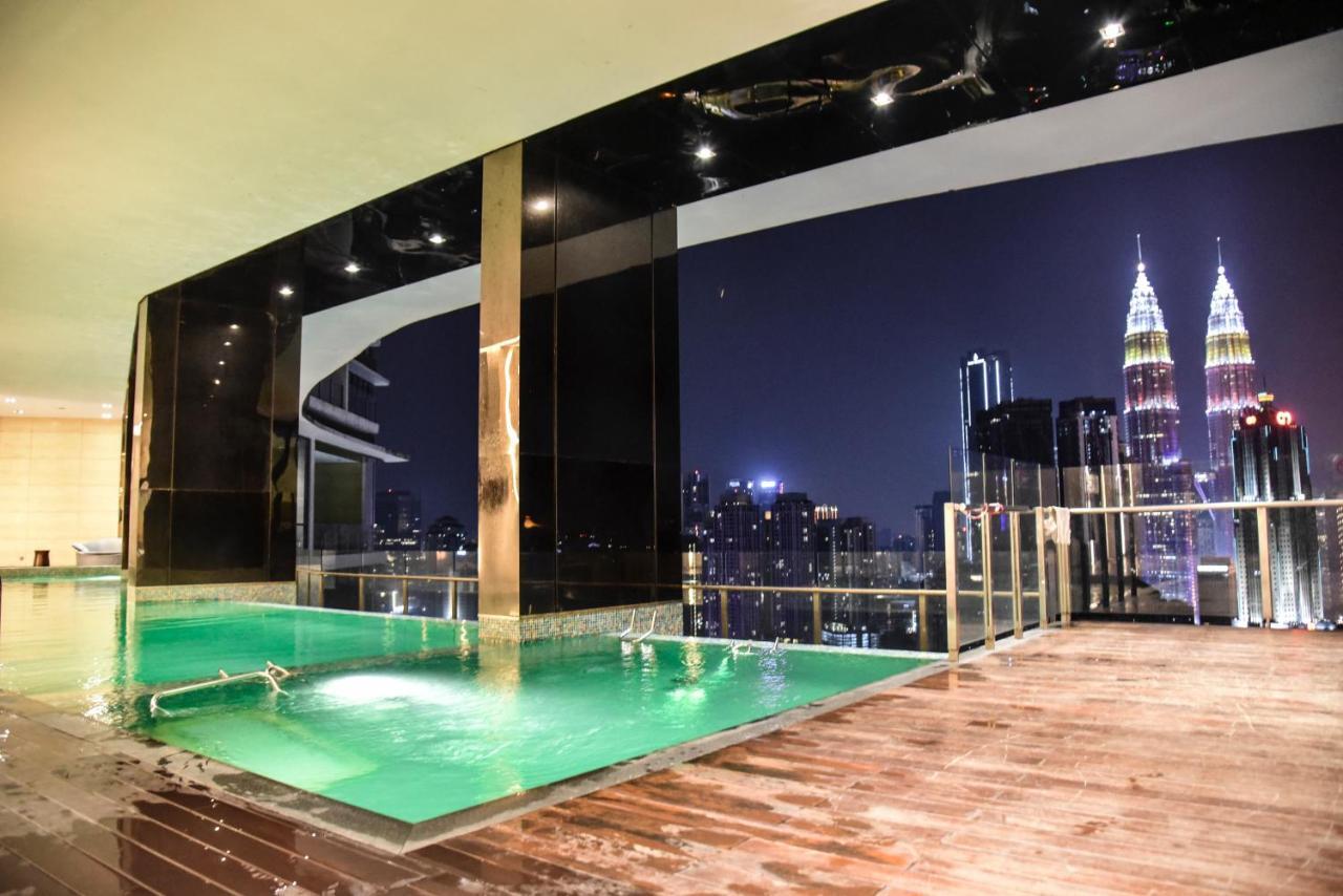 Pangsapuri 807 m² dengan 1 bilik tidur dan 2 bilik mandi peribadi di KLCC Kuala Lumpur Luaran gambar